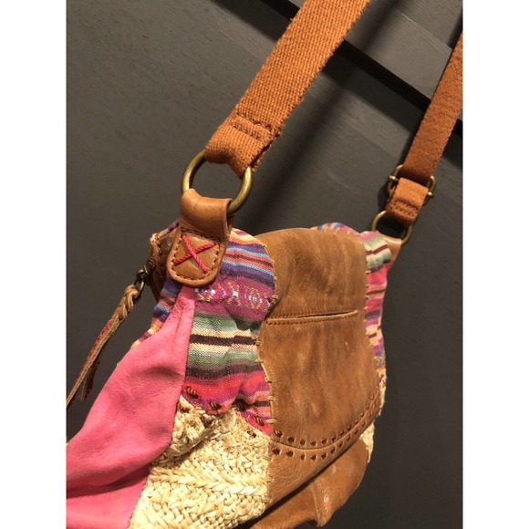 The Sak Deena Brown Leather Boho Patchwork Crossbody Flap Handbag Purse 9x10x3 - Picture 6 of 6